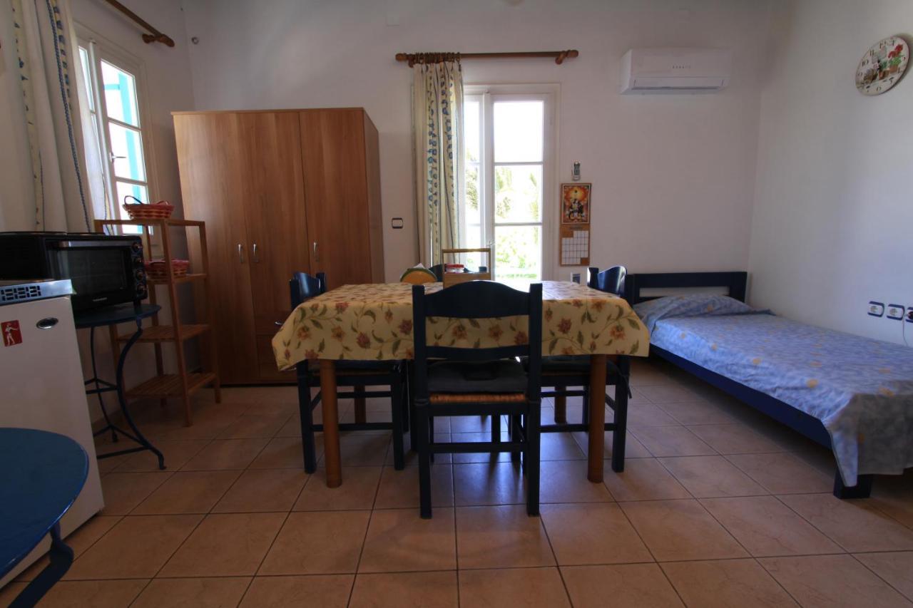 Smaragda Rooms & Studios Platis Gialos  ภายนอก รูปภาพ